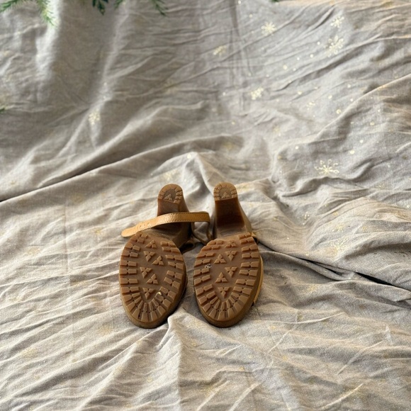 Marc Jacobs Hand Tooled Leather Wedge Sandals US9 - Picture 3 of 3